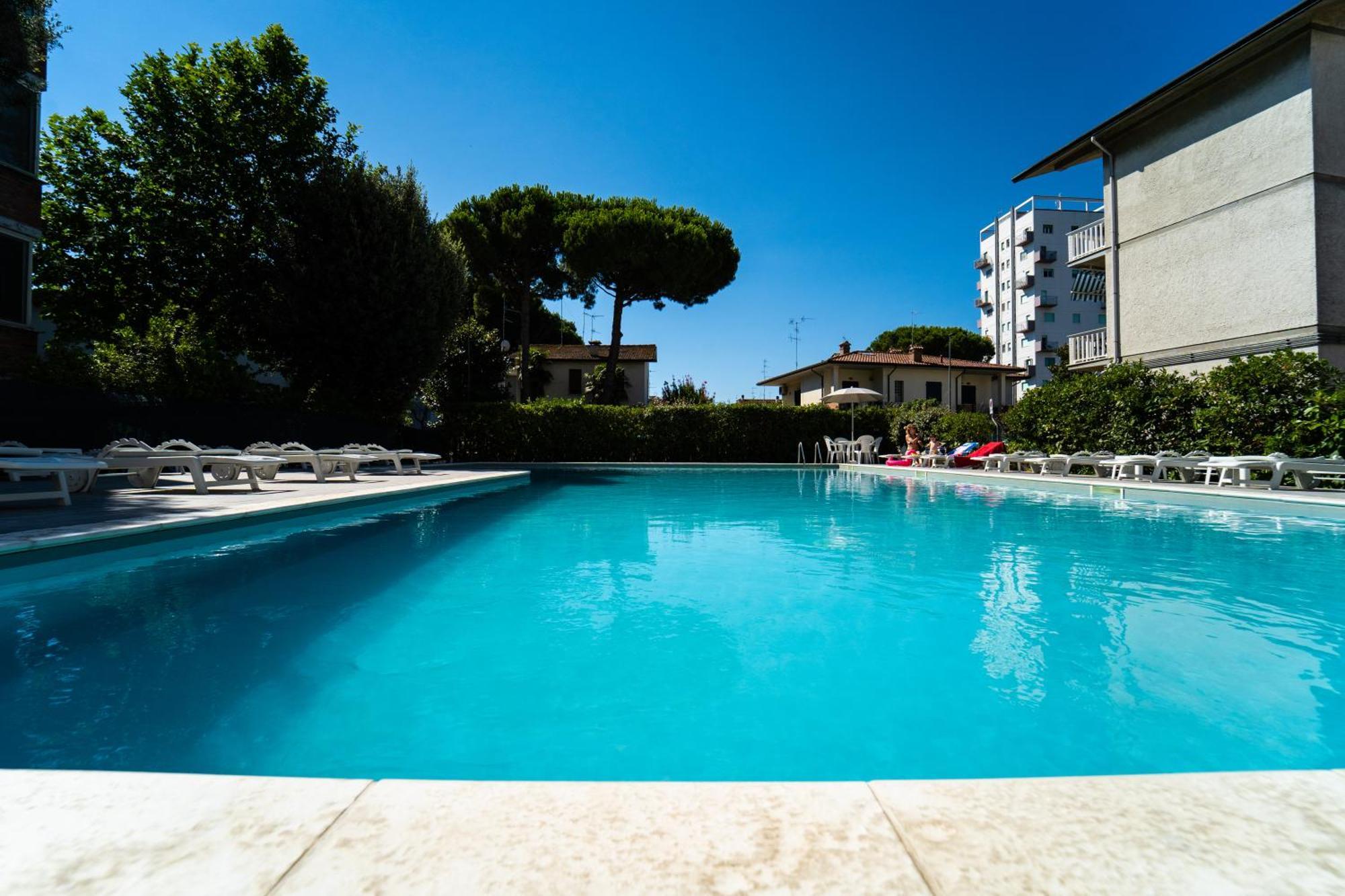 Hotel Dafne Punta Marina Exteriör bild
